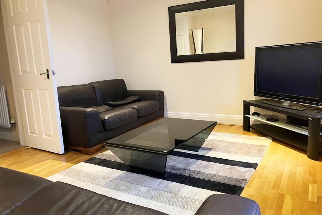 Central Chester Bedrooms Eksteriør bilde