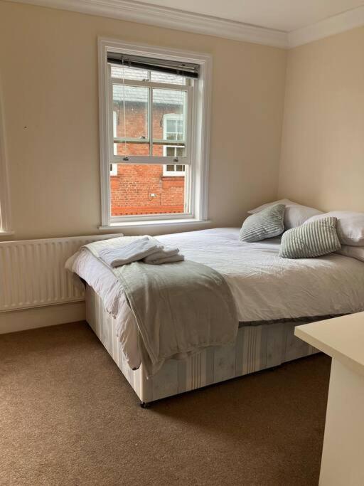 Central Chester Bedrooms Eksteriør bilde